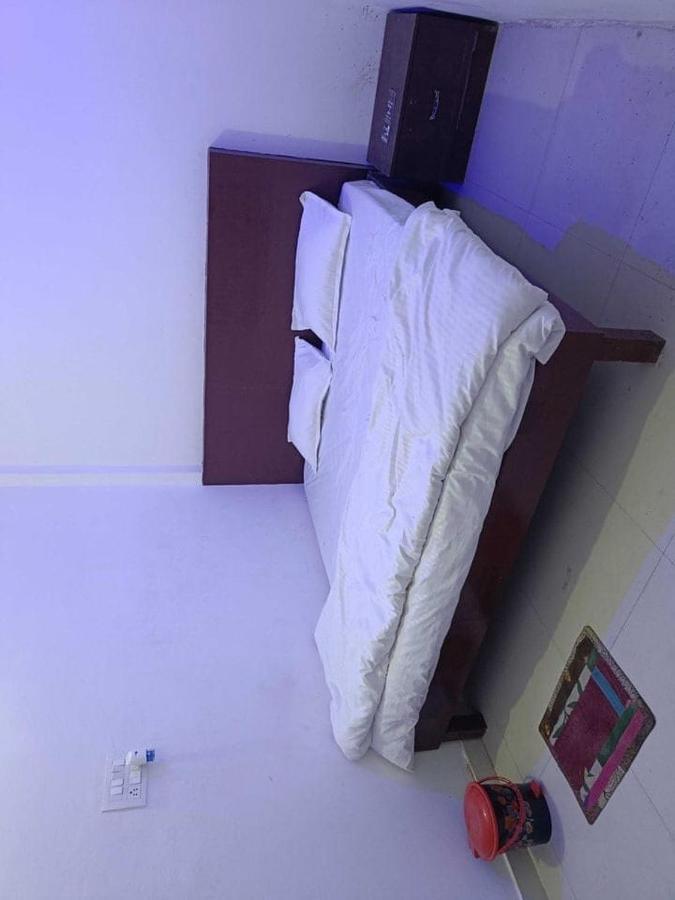 Oyo Pandey Ji Guesthouse Горакхпур Екстер'єр фото